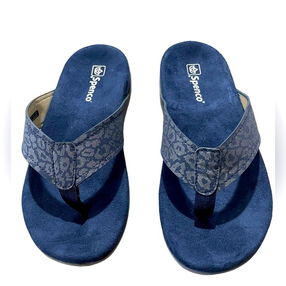 Spenco Newport Size 5B Navy Blue Cheetah Print Orthotic Sandals Flip Flops - Picture 1 of 8